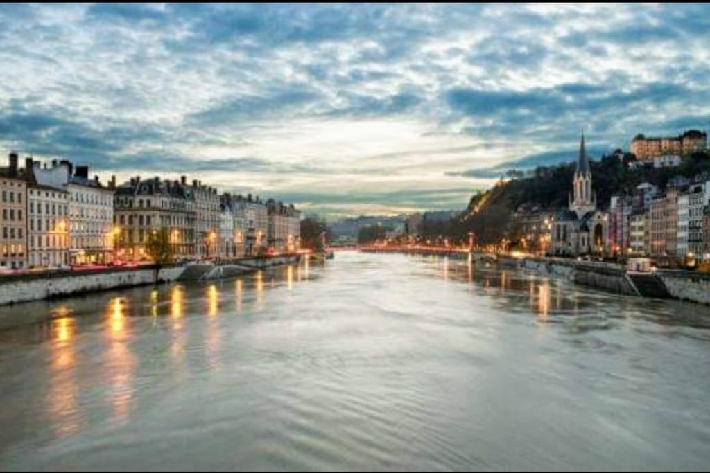 Chaleureux Studio Coeur St Jean Bellecour Lyon Bagian luar foto